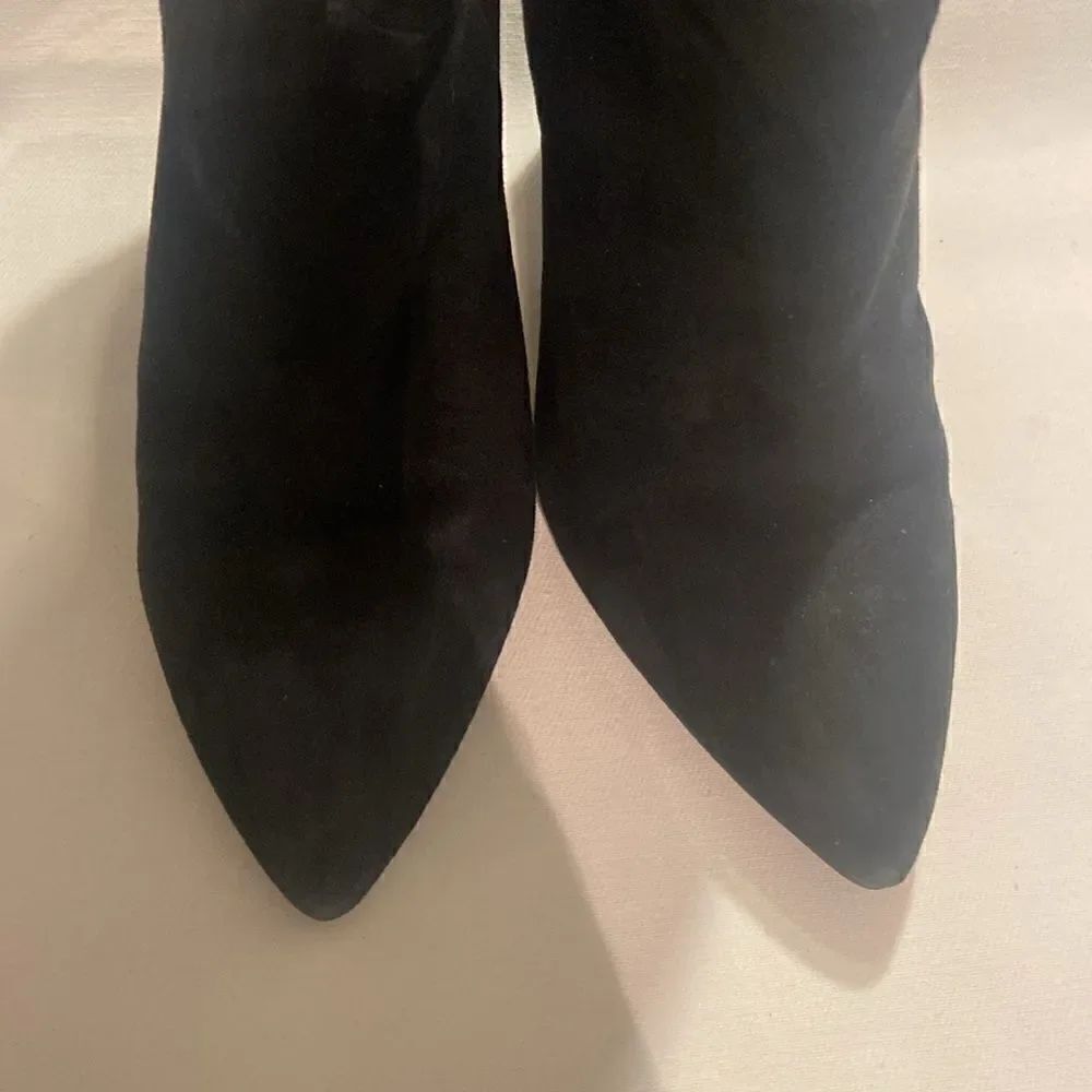 Treasure & Bond Black Pointed Toe Suede Below Knee High 6.5 - Picture 10 of 10